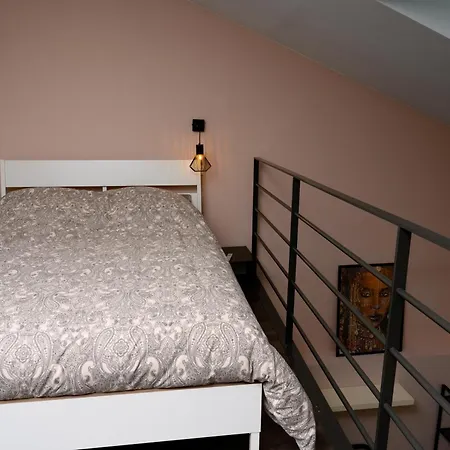 Ubytování v soukromí Loft Avec Piscine Interieure Et Jardin *