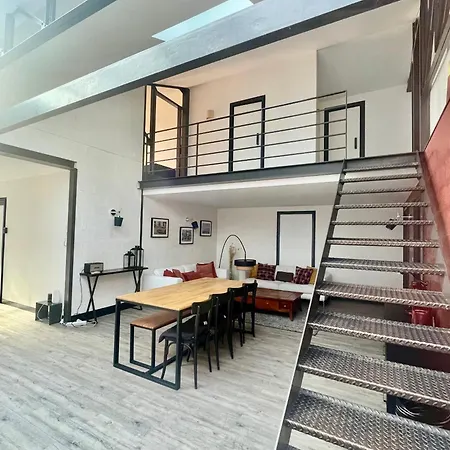 Loft Avec Piscine Interieure Et Jardin Ubytování v soukromí Melun