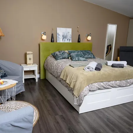 Loft Avec Piscine Interieure Et Jardin Ubytování v soukromí *