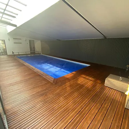 Loft Avec Piscine Interieure Et Jardin Melun